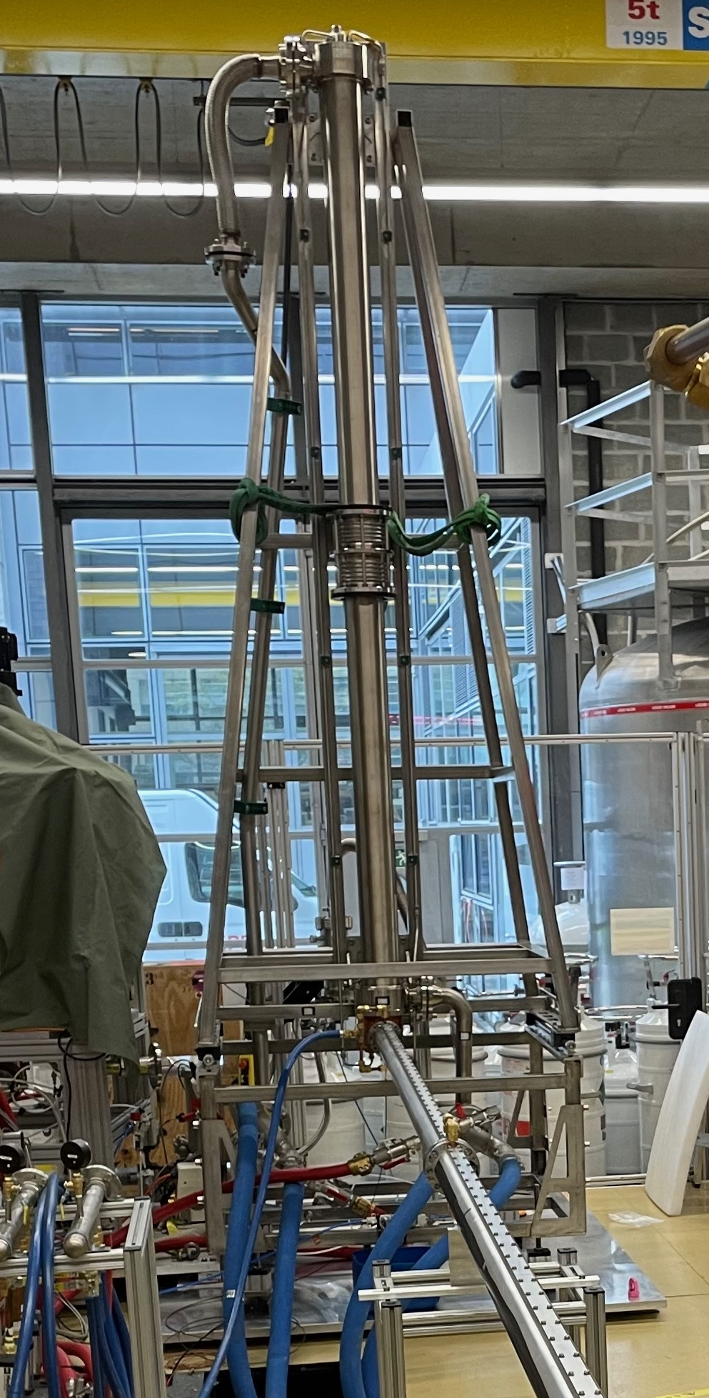 Dymenso ITER RF load installed vertically at the Swiss Plasma Center transmission-line test bed